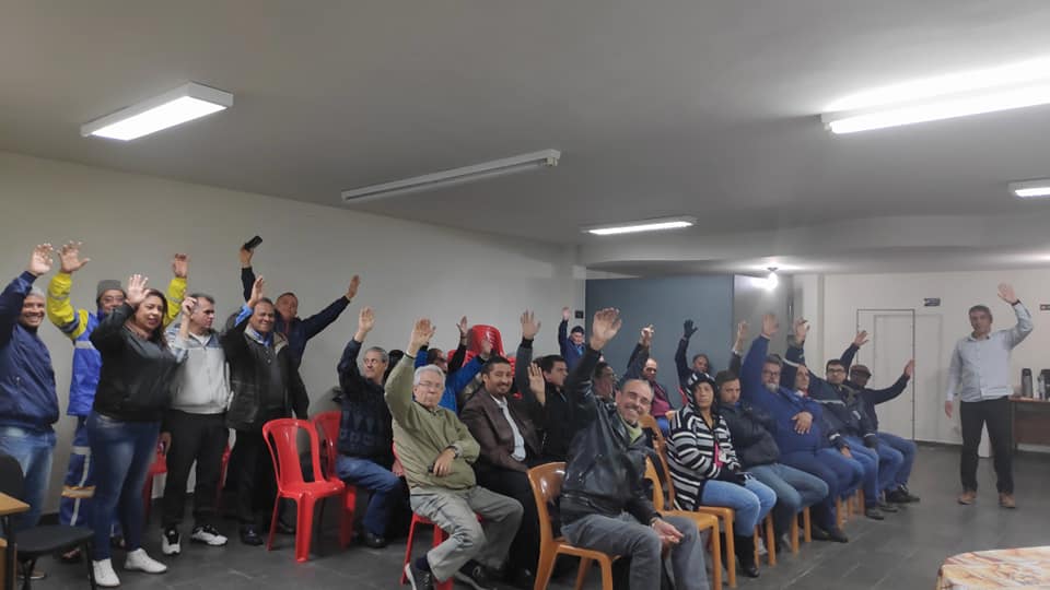 Imagem de Campanha Salarial 2019: Servidores aprovam proposta de reajuste da Prefeitura