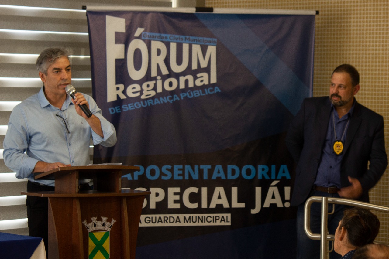 Imagem de 1º Fórum da GCM do Sindserv Santo André debate ações para garantir aposentadoria especial 