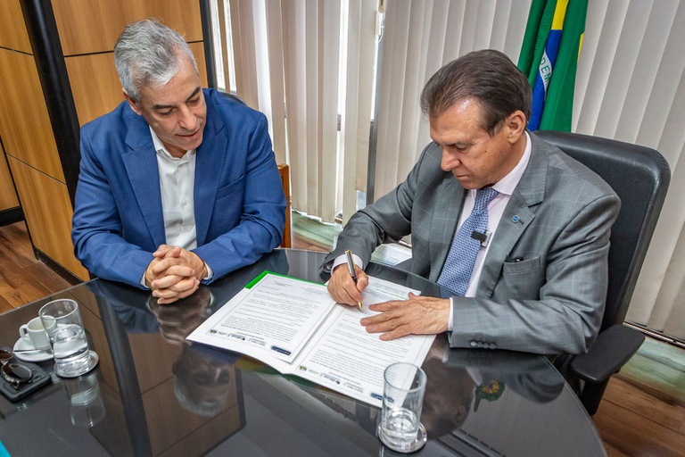 Imagem de MTE firma parceria para ampliar capacitação de servidores públicos em Santo André (SP)