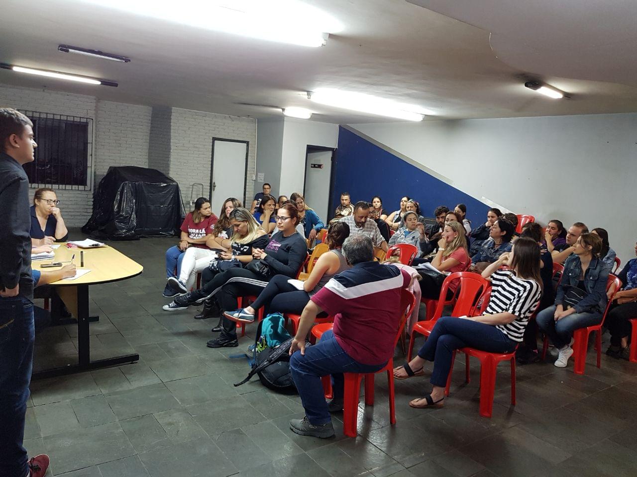 Imagem de ADIS ameaçam cruzar os braços caso Prefeitura não respeite ordem de classificação de concurso 