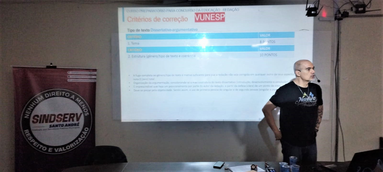 Imagem de Aula do Curso Preparatório do Concurso da Educação do Sindicato aborda técnicas de Redação