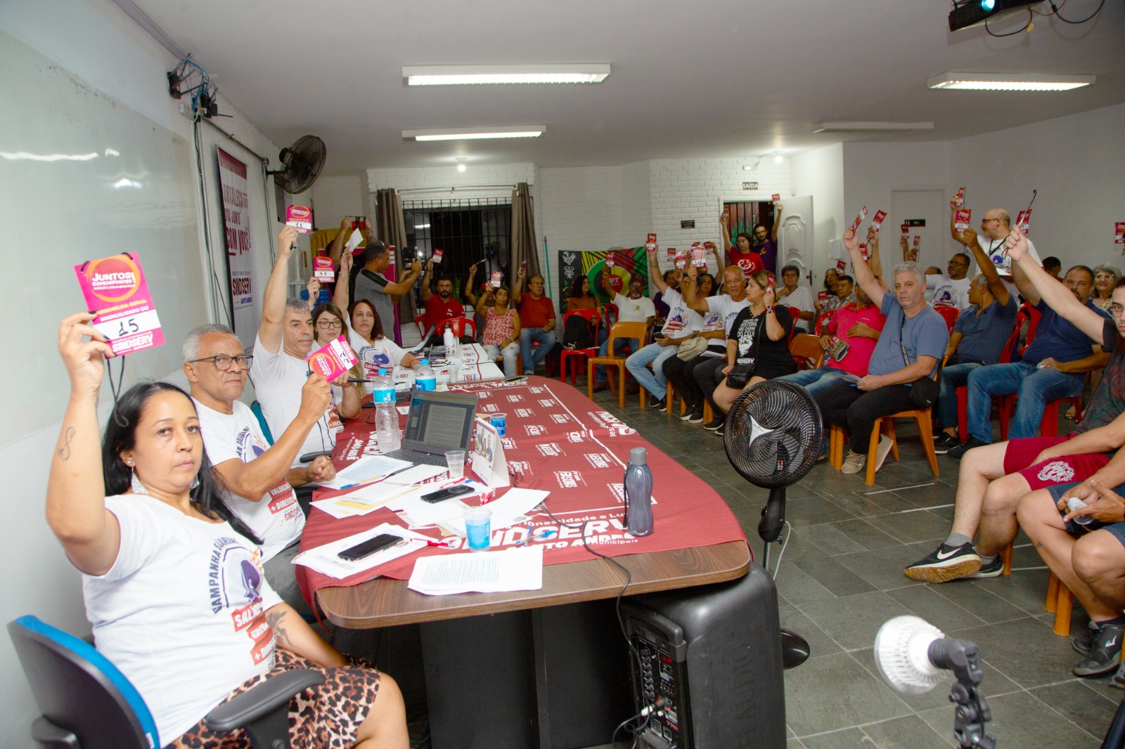 Imagem de Servidores de Santo André aprovam pautas de reivindicações da Campanha Salarial 2024
