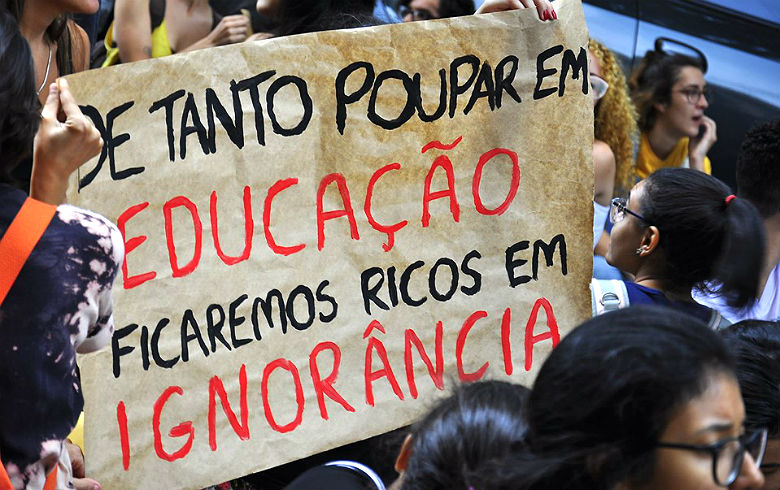 Imagem de Prefeitura exclui trabalhadores e movimentos sociais de Fórum da Educação