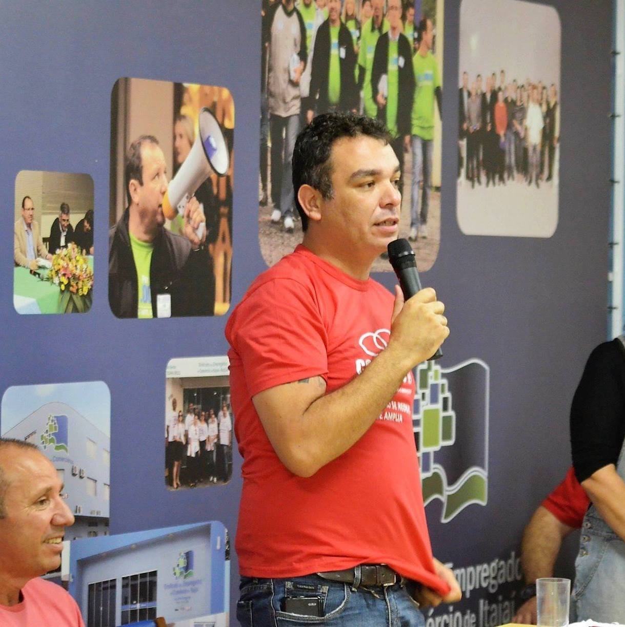 Imagem de Sindserv lamenta falecimento do companheiro de lutas Almeida 