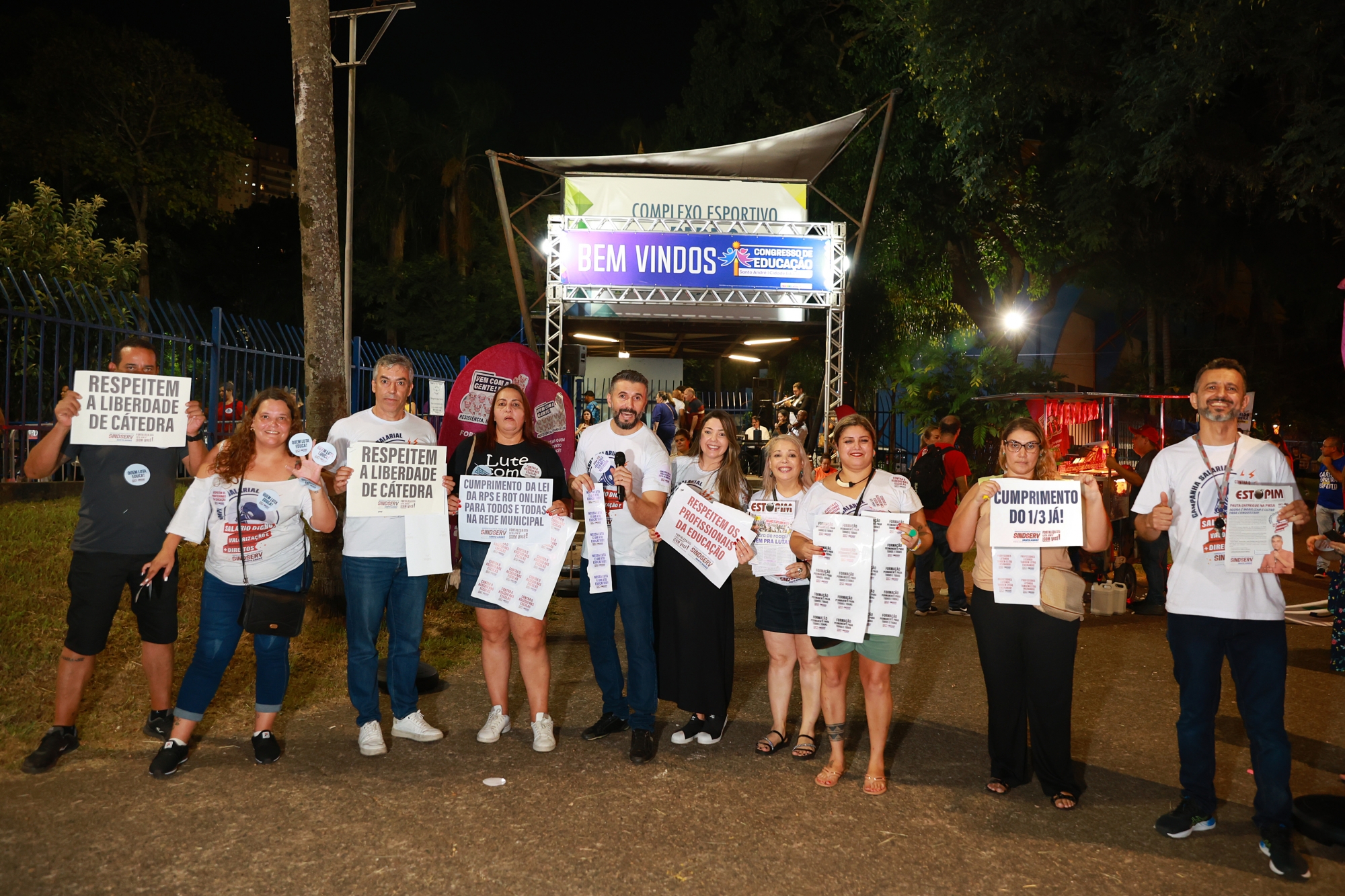 Imagem de Educação de qualidade se faz com profissionais valorizados e com condições de trabalho
