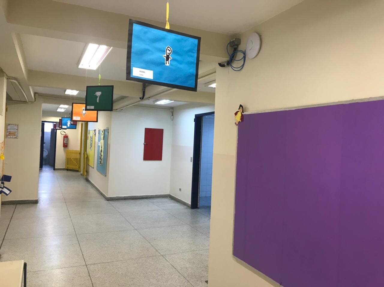 Imagem de Greve Sanitária da Educação conquista vacinação, mas escolas continuam inseguras 