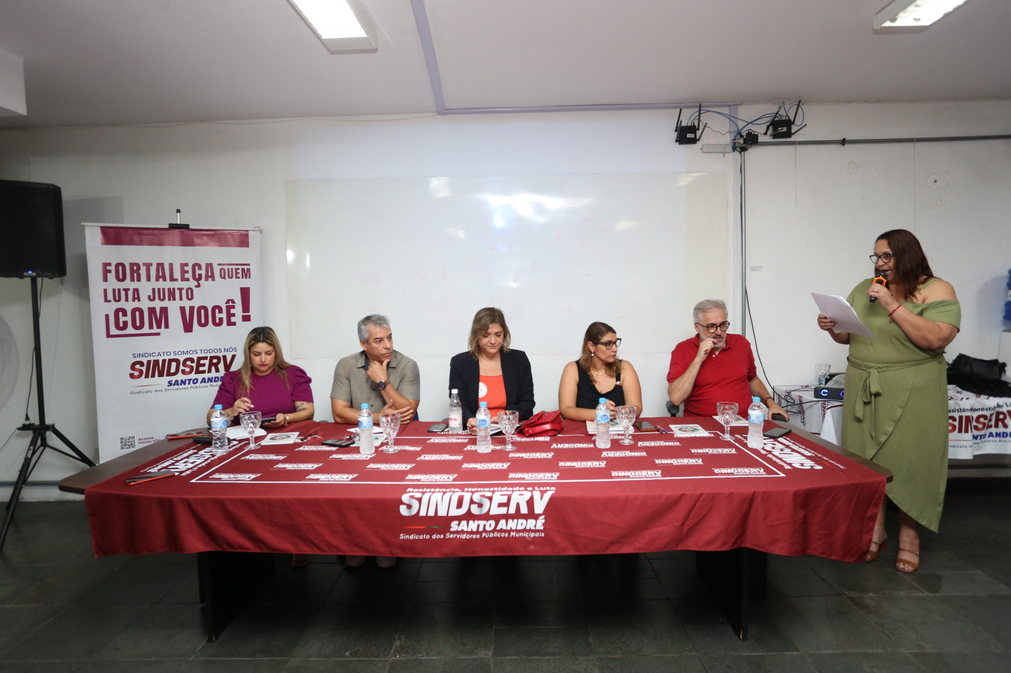Imagem de Audiência pública do Sindserv com a deputada Luciene Cavalcante debate projetos e reforça luta contra ataques ao serviço público