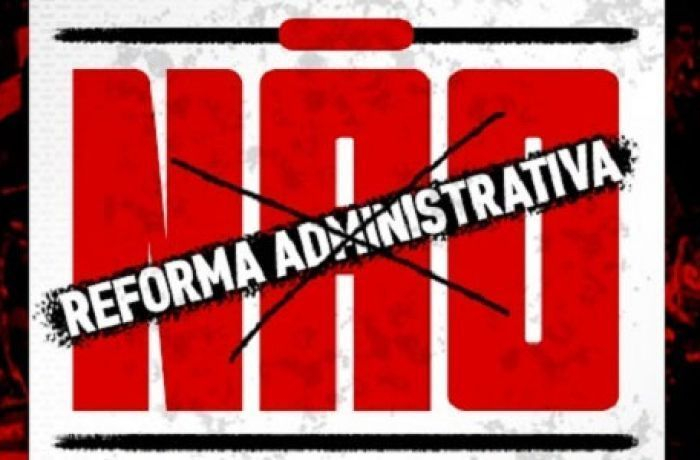 Imagem de Servidores podem decretar greve contra a PEC 32, que deve ser votada em setembro